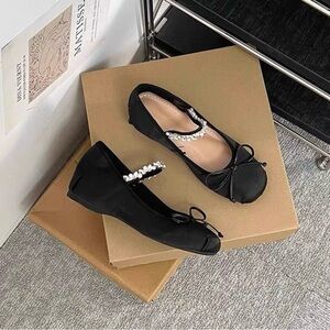 Elegant Black height increase Women's Flats